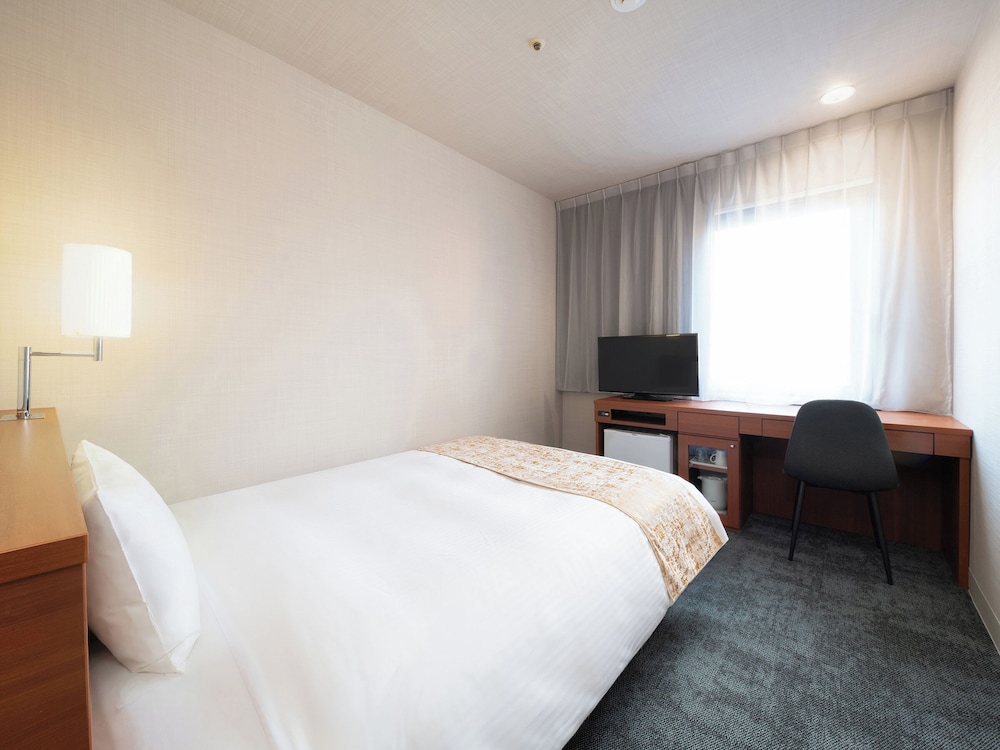 Room, Semi Double Bed, Small