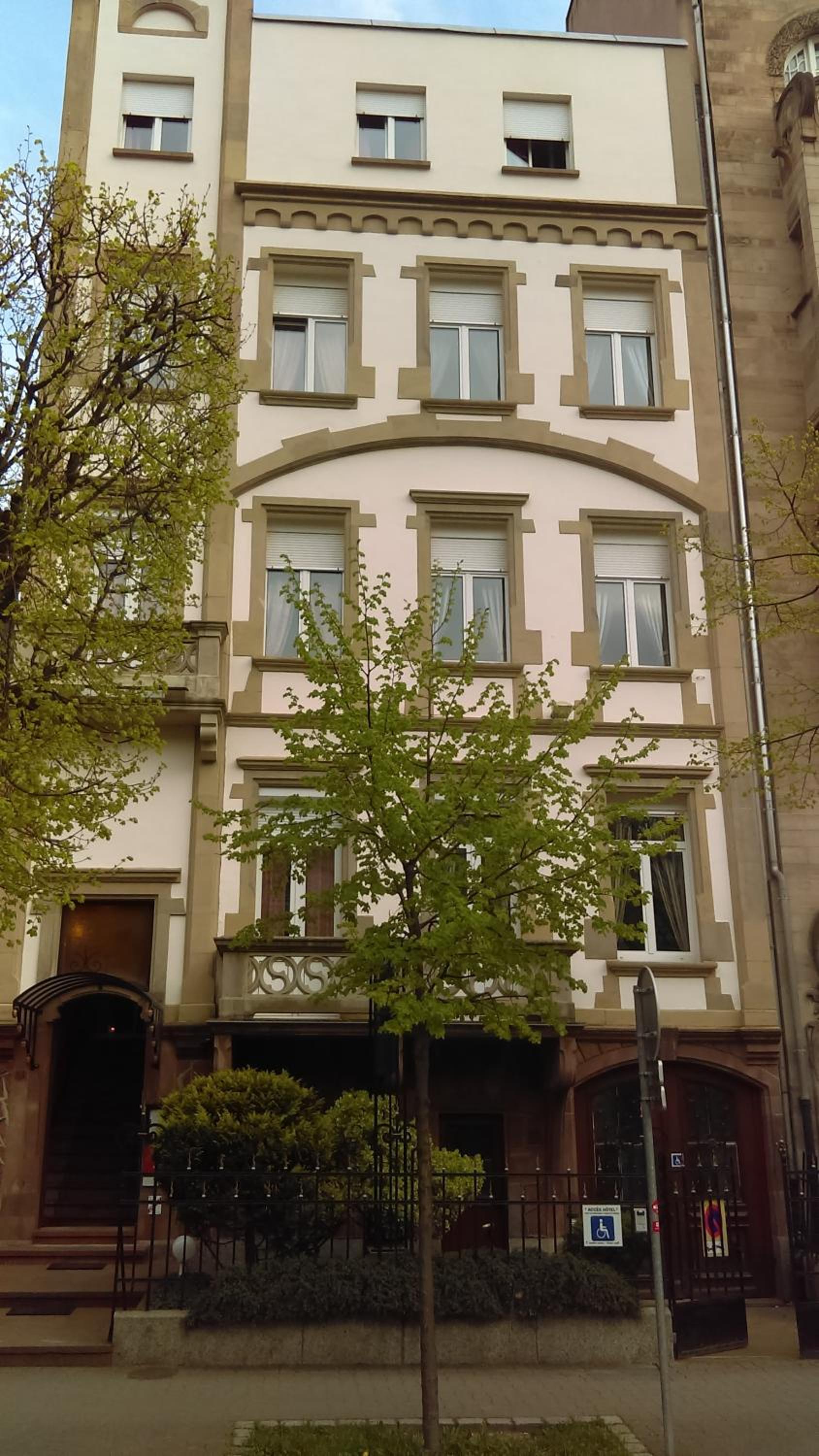 Hotel De L Orangerie 8/54