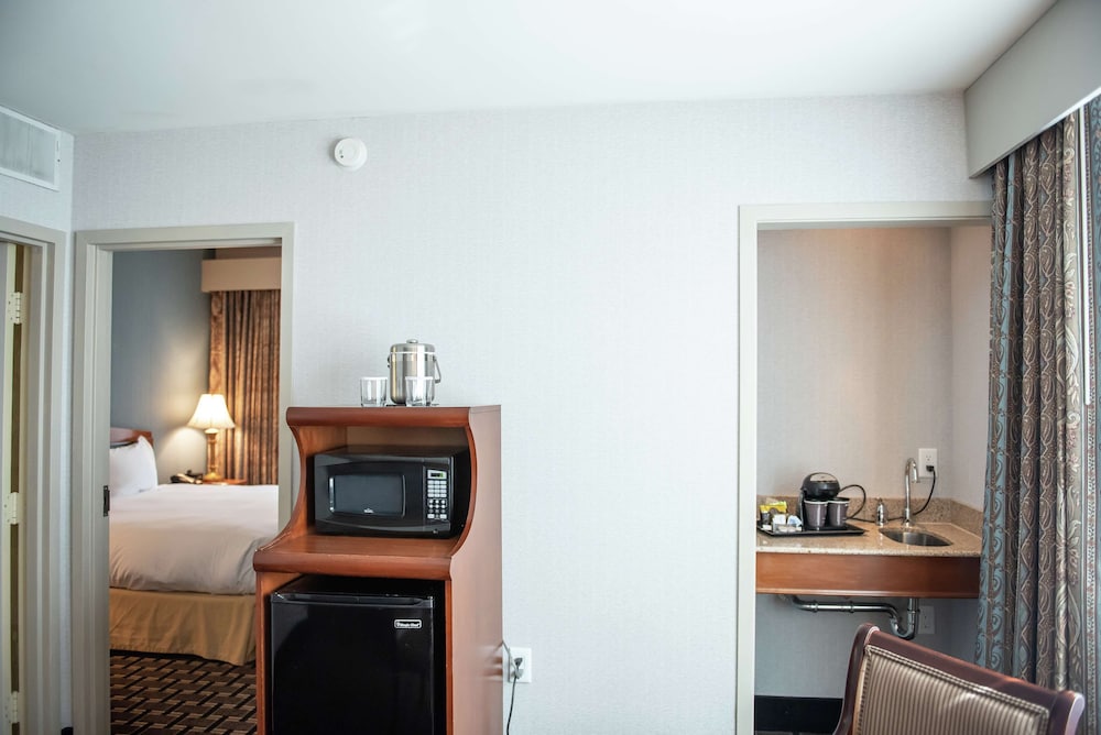 Inn at the Colonnade Baltimore a DoubleTree by Hilton Hotel 29/96