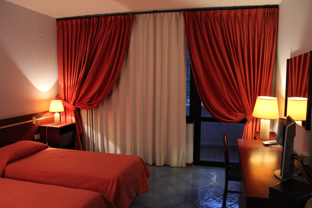 Hotel Puntaquattroventi 24/74