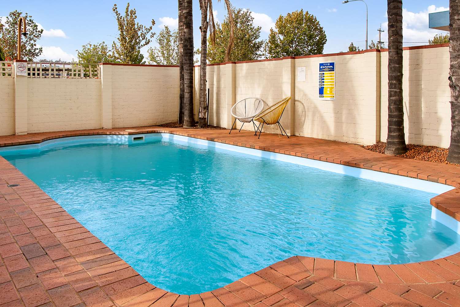Econo Lodge Griffith Motor Inn 4/12
