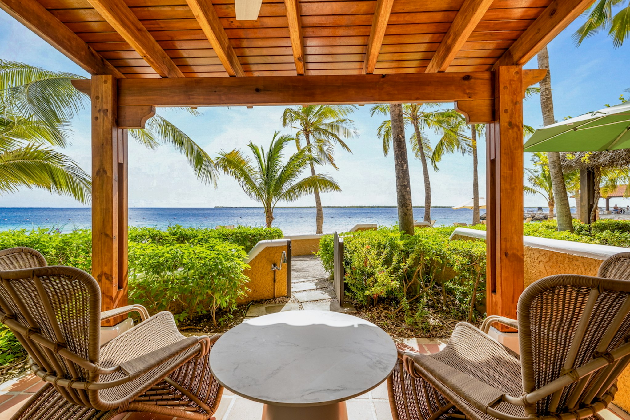 Harbour Village Beach Club 24/75
