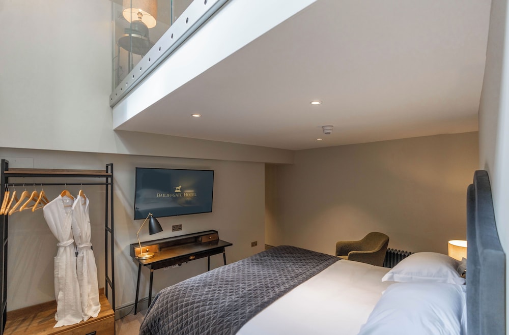 Bailiffgate Hotel 28/70