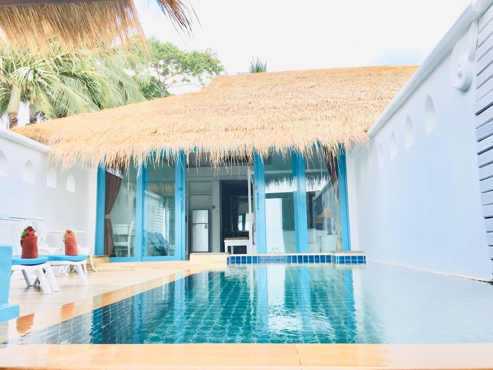 Sand Sea Beach Resort 28/46
