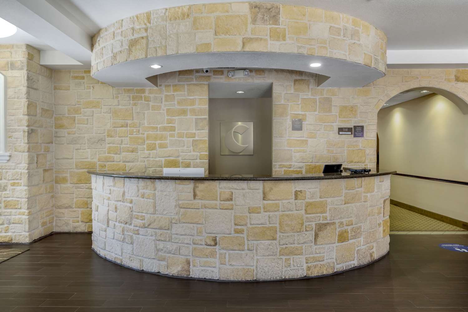 Comfort Suites Benbrook - Fort Worth Southwest 9/23