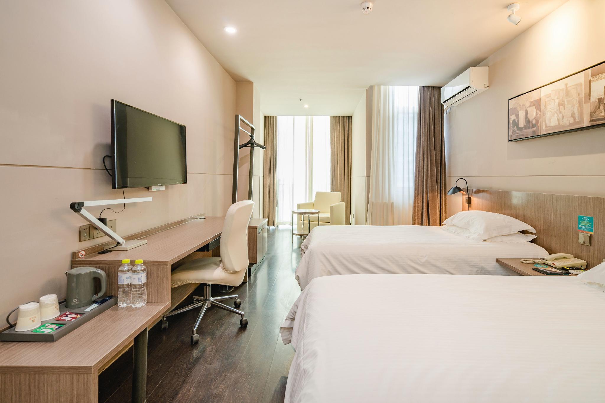 Leisure, Twin Beds