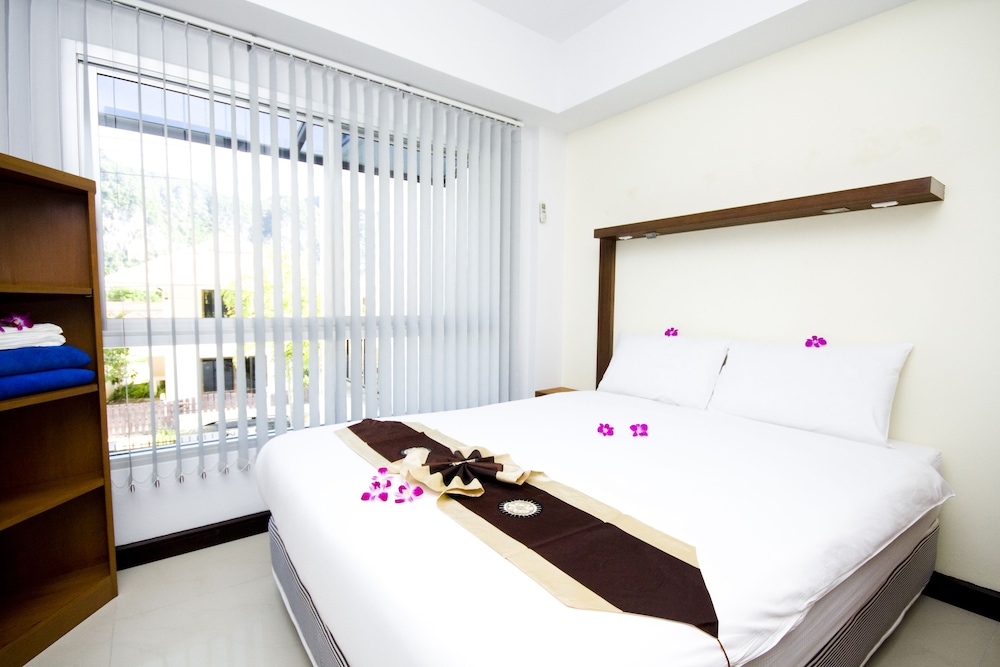 Krabi Apartment Hotel 24/36