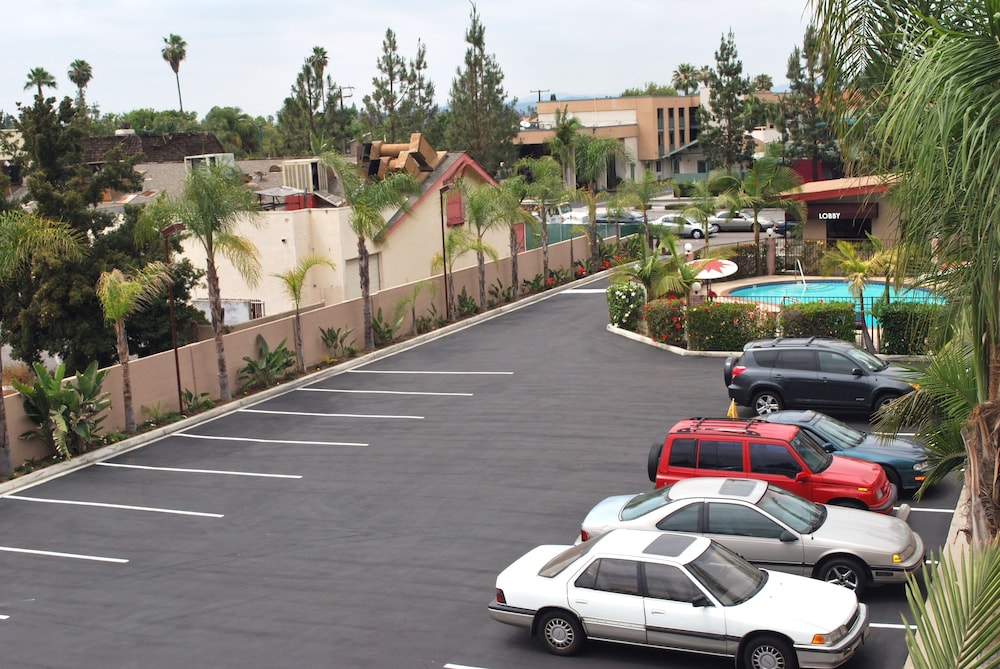 Budget Inn Anaheim 15/24