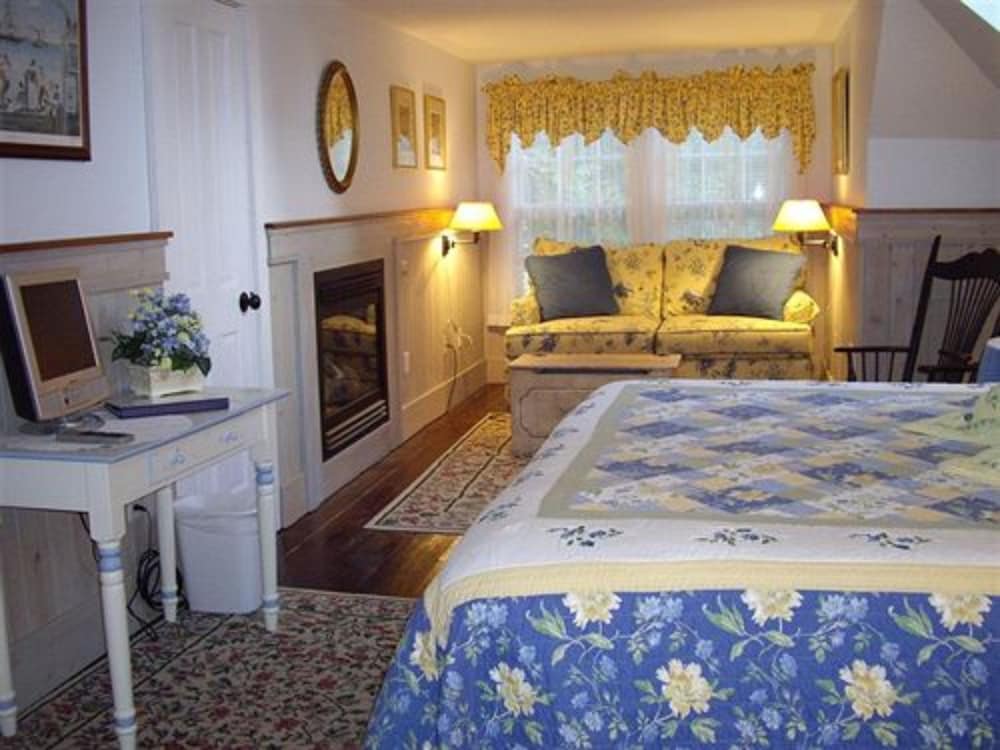 Isaiah Jones Homestead Bed & Breakfast 10/50
