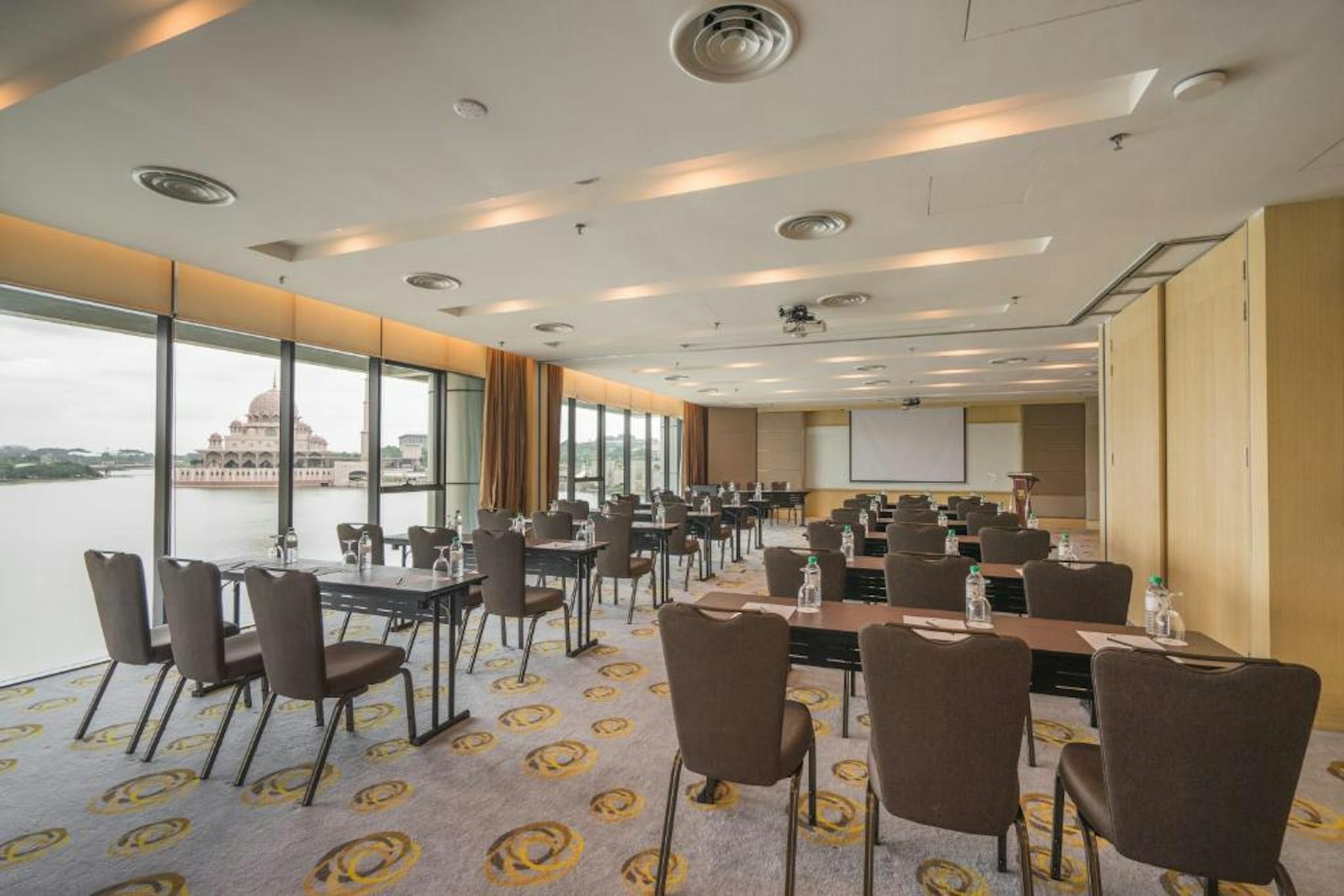 Zenith Putrajaya 20/21
