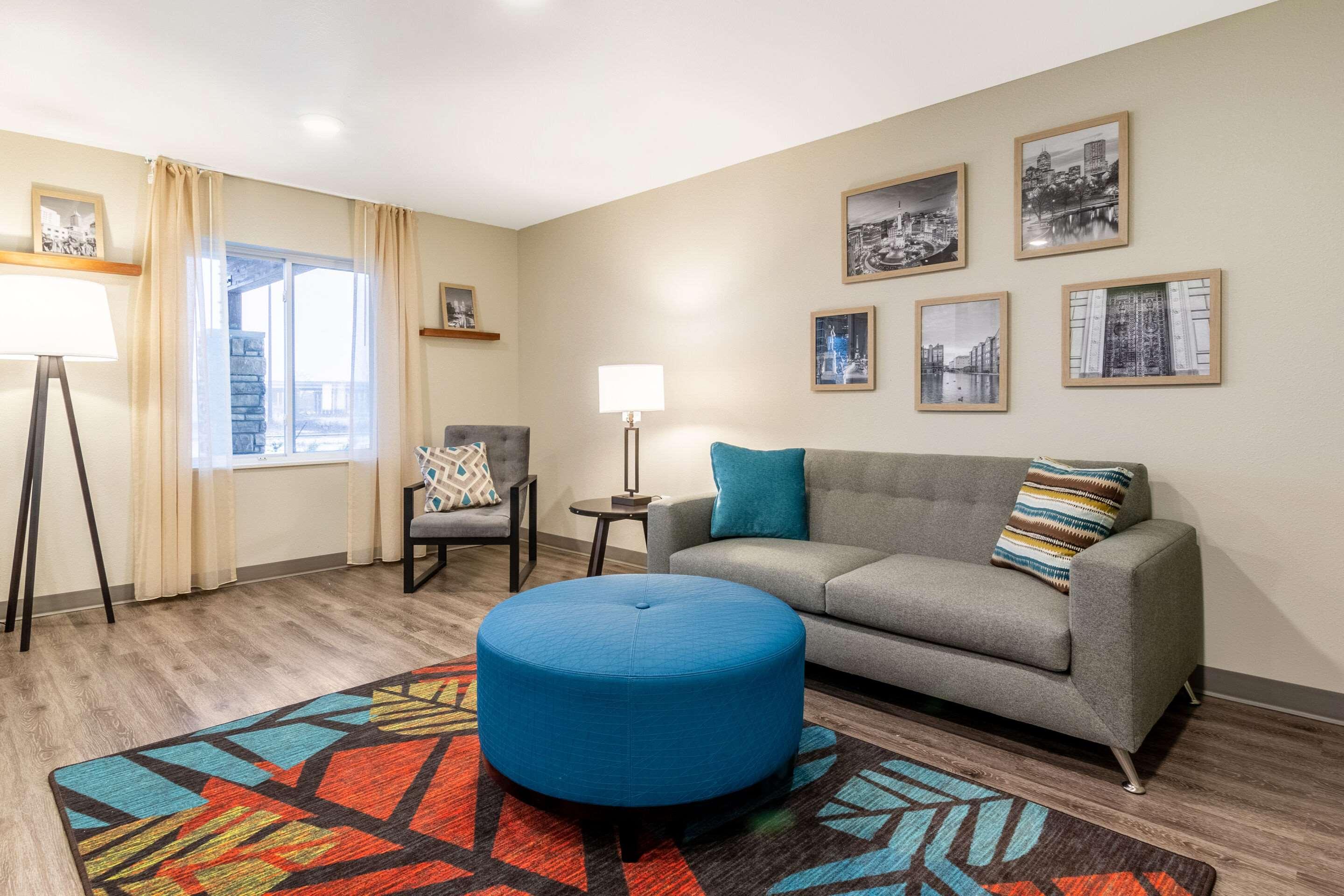 WoodSpring Suites Indianapolis Airport South 28/38