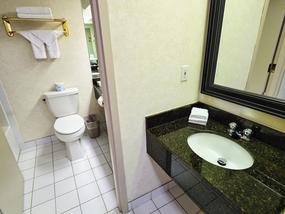Continental Inn And Suites 45/50