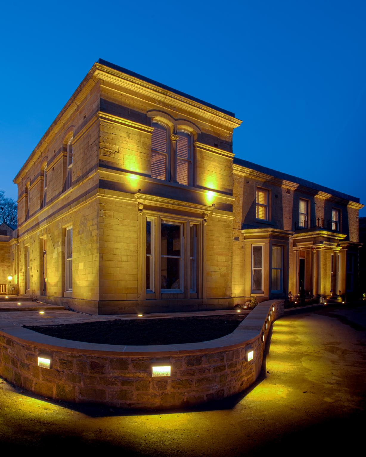 Manor House Lindley 1/31
