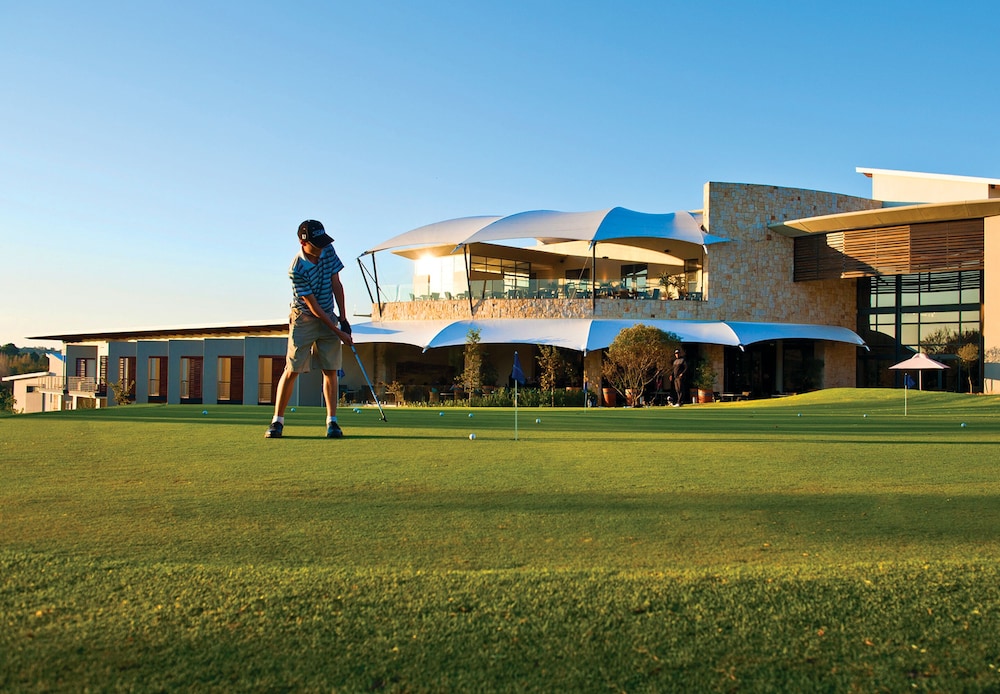 The Fairway Hotel Golf Resort 64/71
