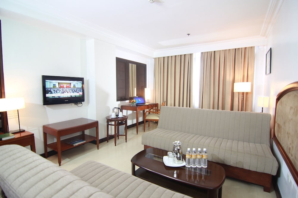 Hotel Supreme Convention Plaza 21/36