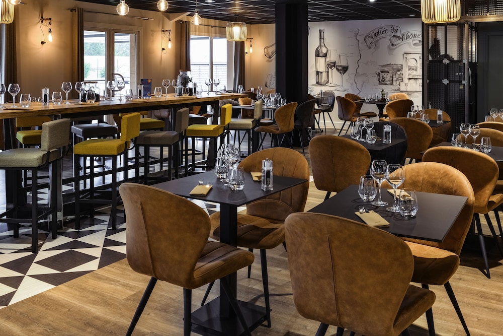 Mercure Lyon Est Chaponnay 46/71