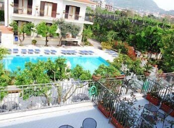 Hotel Florida Sorrento 5/80