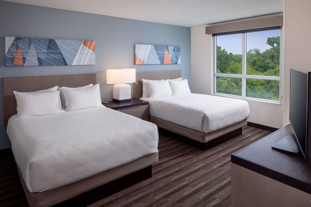 Hyatt House Charleston Mount Pleasant 10/39