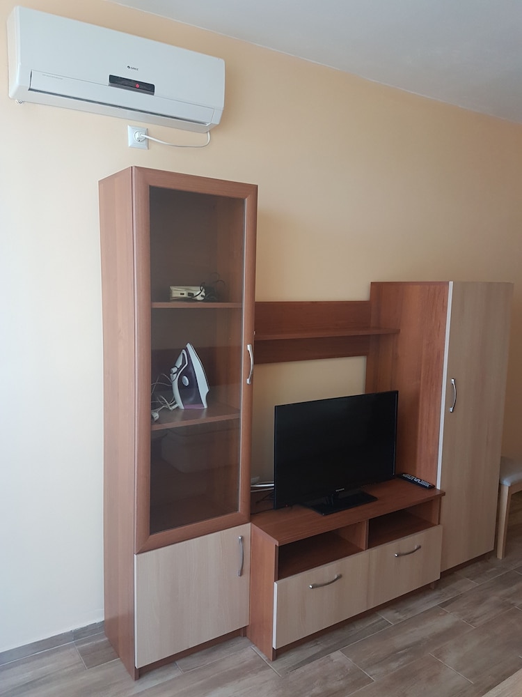 Apart Hotel Iglika 61/73