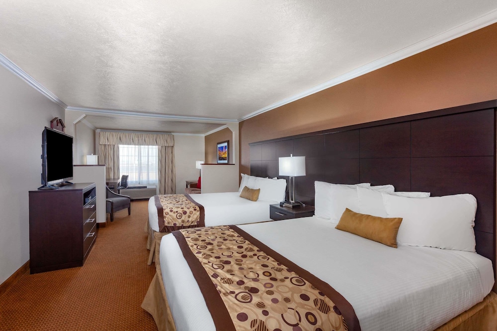Ramada By Wyndham Moses Lake 16/54
