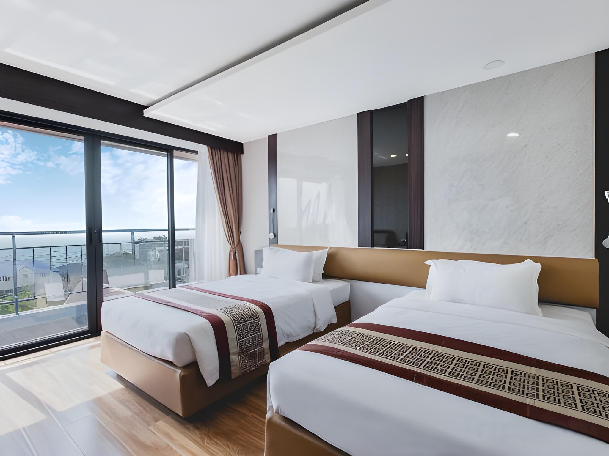 غرفة ديلوكس بسريرين منفصلين بإطلالة على المدينة، Golden Jomtien Beach Hotel 2/2