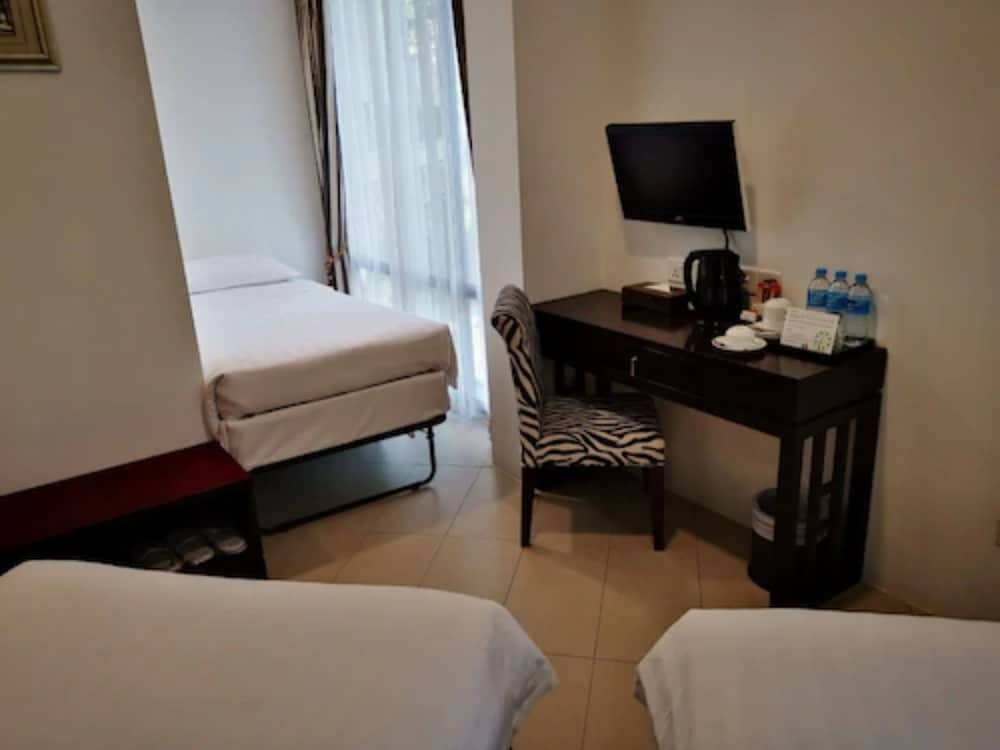 Rest Bugis Hotel 48/73