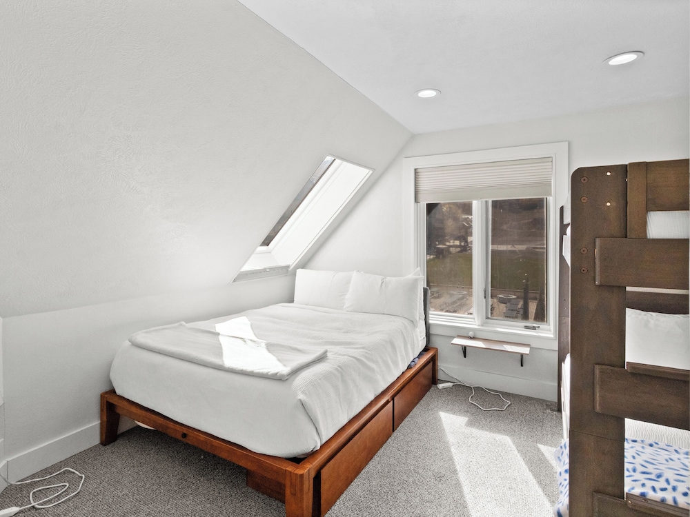 3 Bedrooms, Condominium, King Bed, Bunk Bed, 2 Queen Beds, Sofa