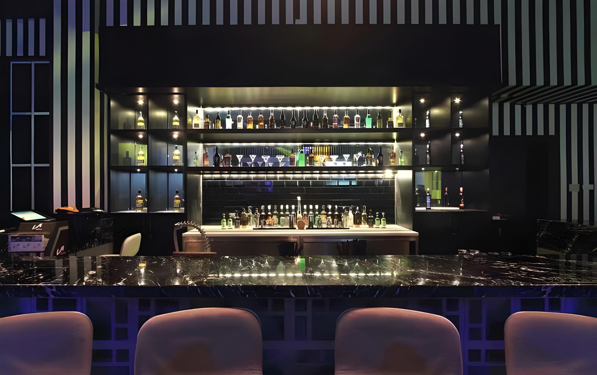 Helios Hotel Bone 34/48