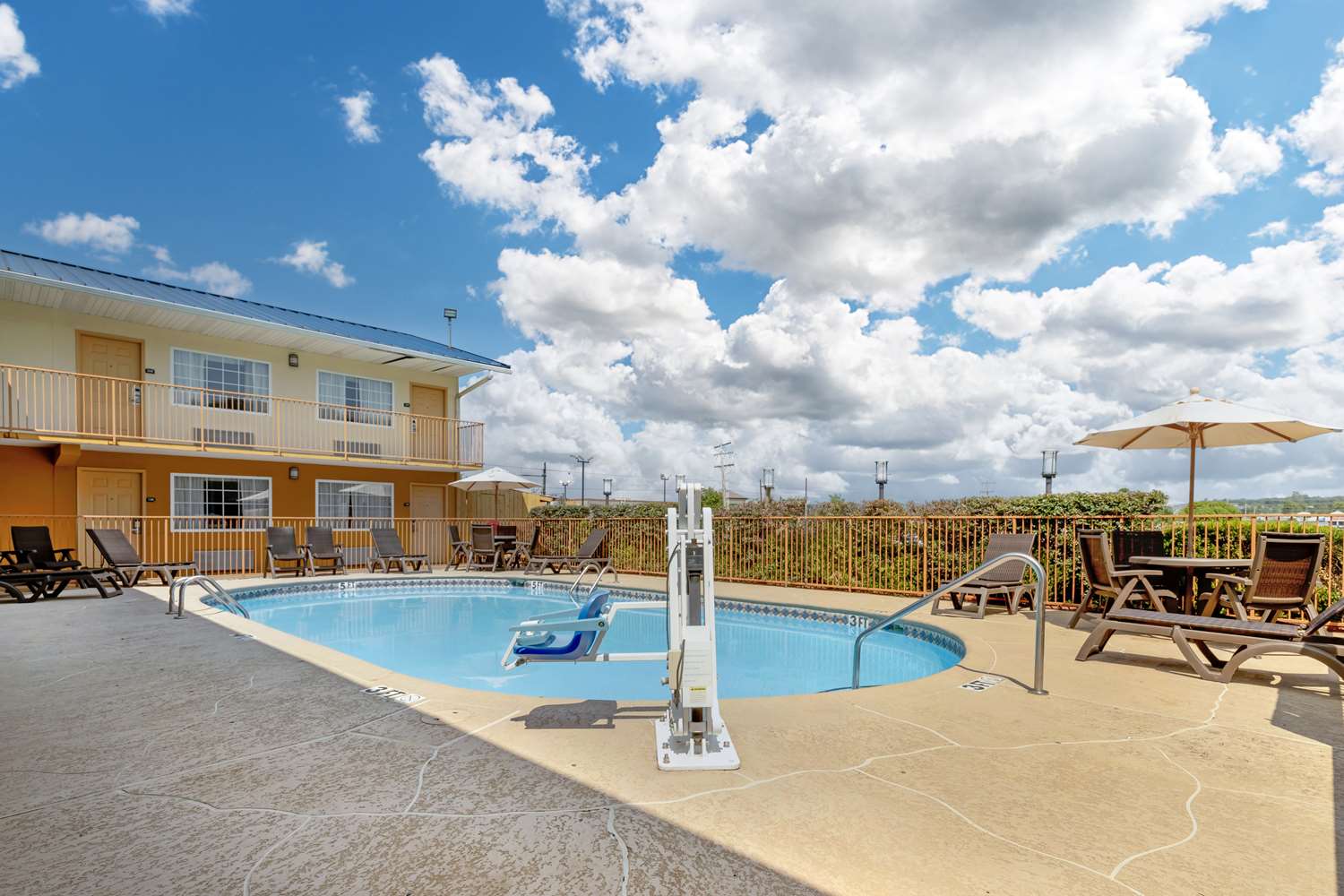 Best Western Van Buren Inn 8/9
