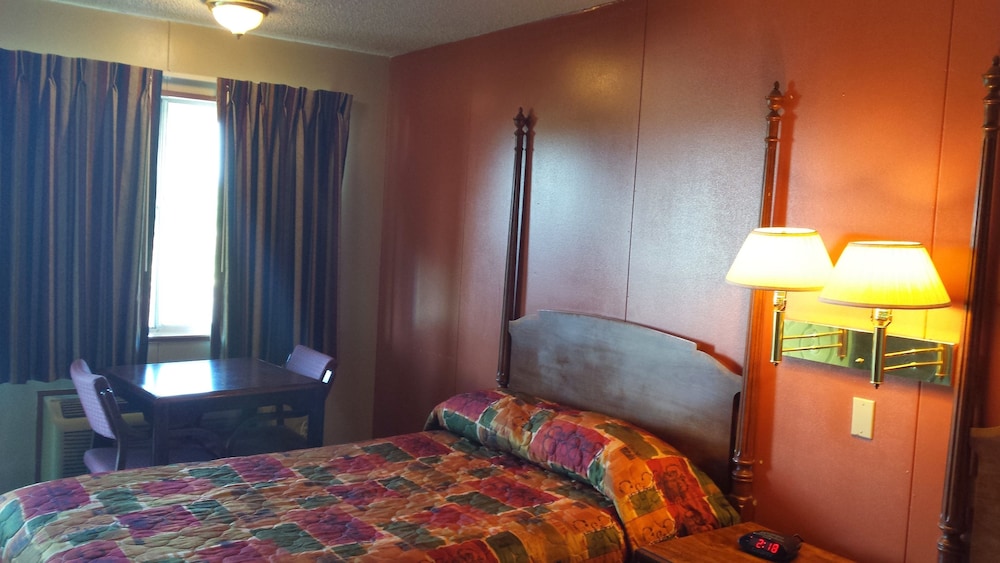 Carefree Inn Flatonia 10/21