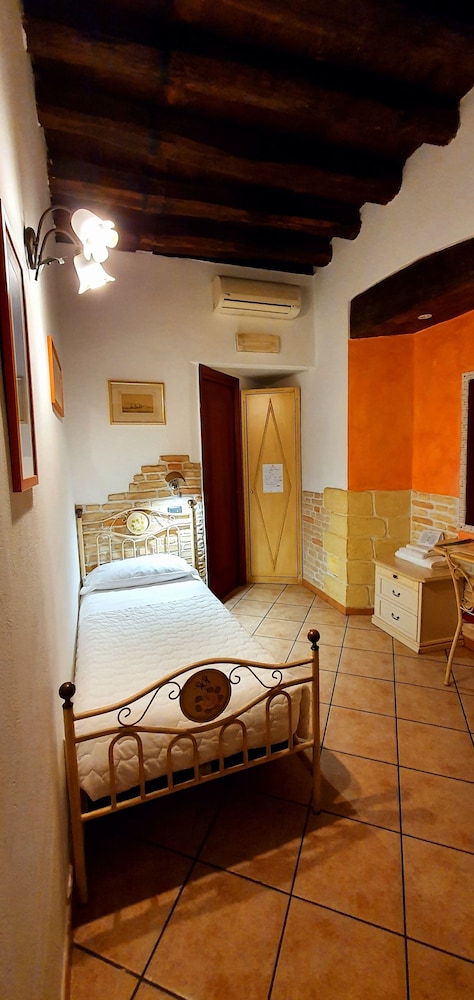 Sardinia Domus 28/68