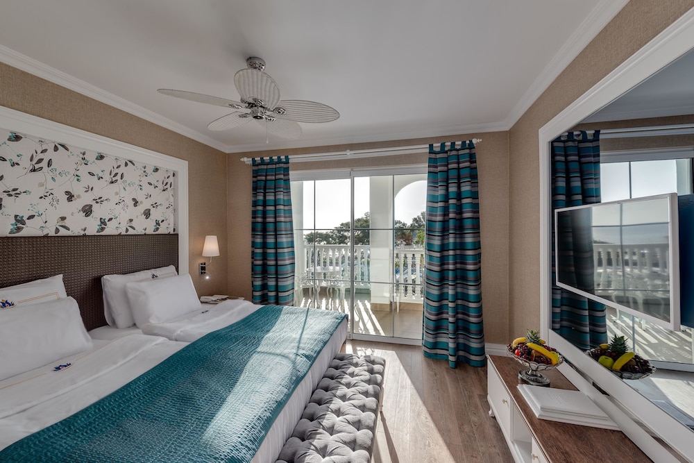 Rubi Platinum Spa Resort and Suites 29/72