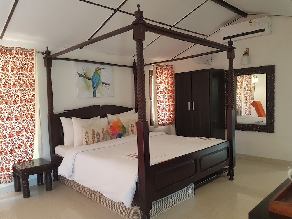 HOTEL RATAN VILLAS 2/32