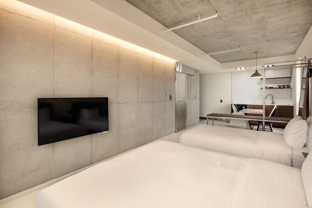 Snob Boutique Hotel Jeju 32/50