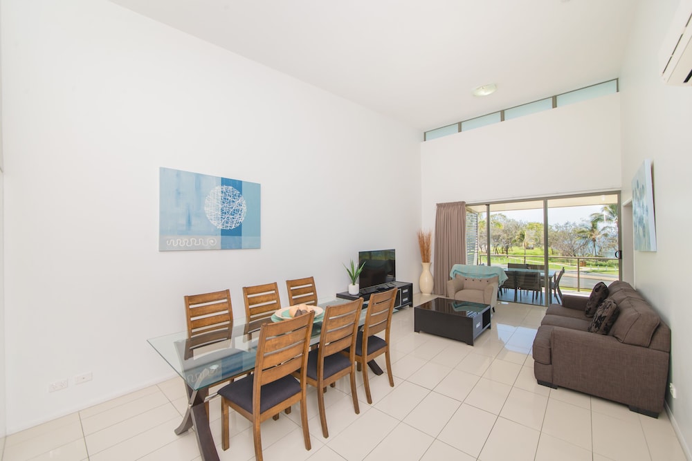 Beaches On Lammermoor Apartments 35/61