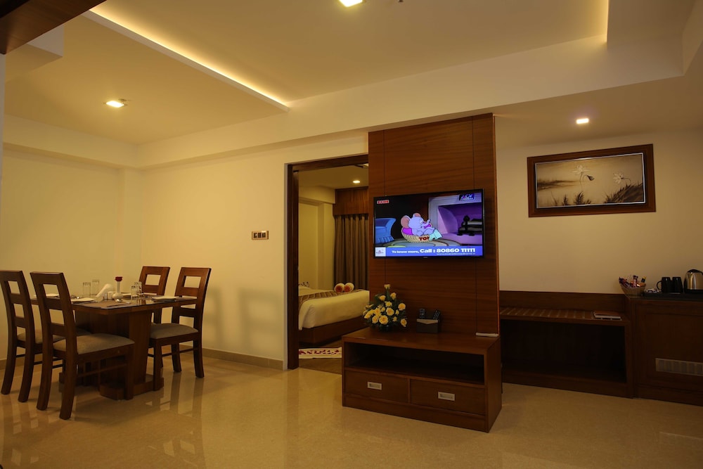 Hotel Karthika Park 18/35