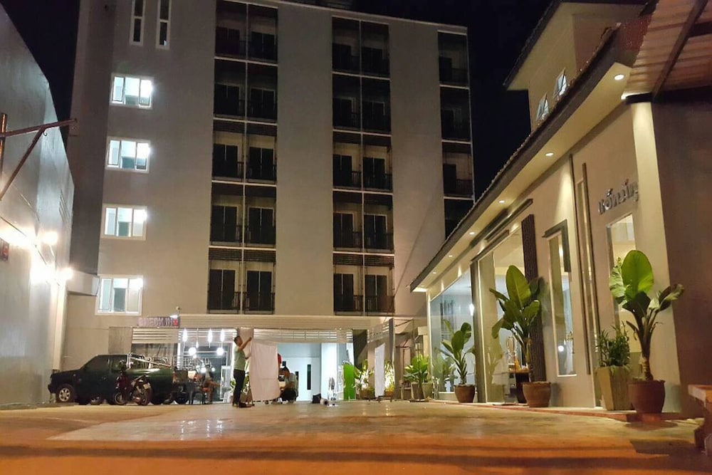 Atme2 Hotel 4/34