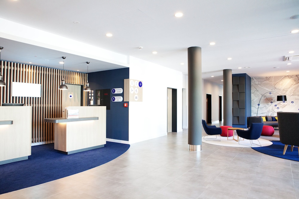 HOLIDAY INN EXPRESS FRANKFURT AIRPORT - RAUNHEIM 11/49