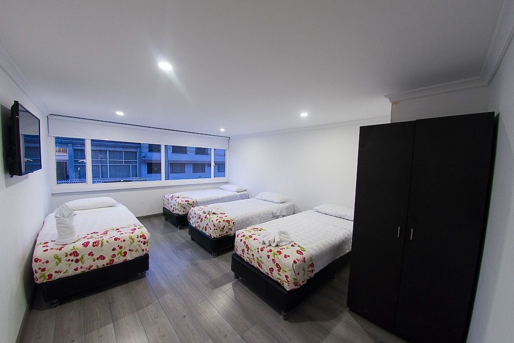 Hotel Metro 26 26/63