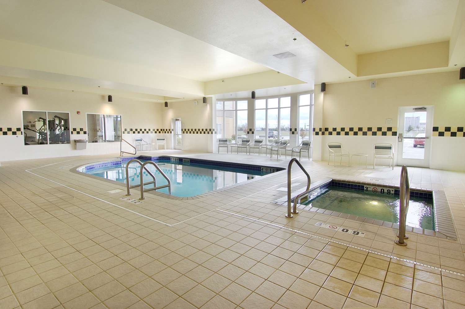 swimming pool spa