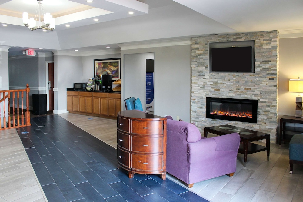 Quality Inn Crossville Near Cumberland Mountain State Park 38/47