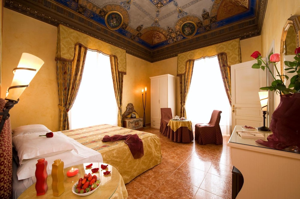 Joli Hotel 26/50