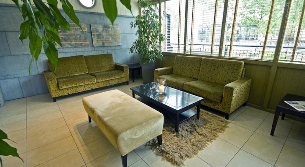 Parkview Hotel 35/62