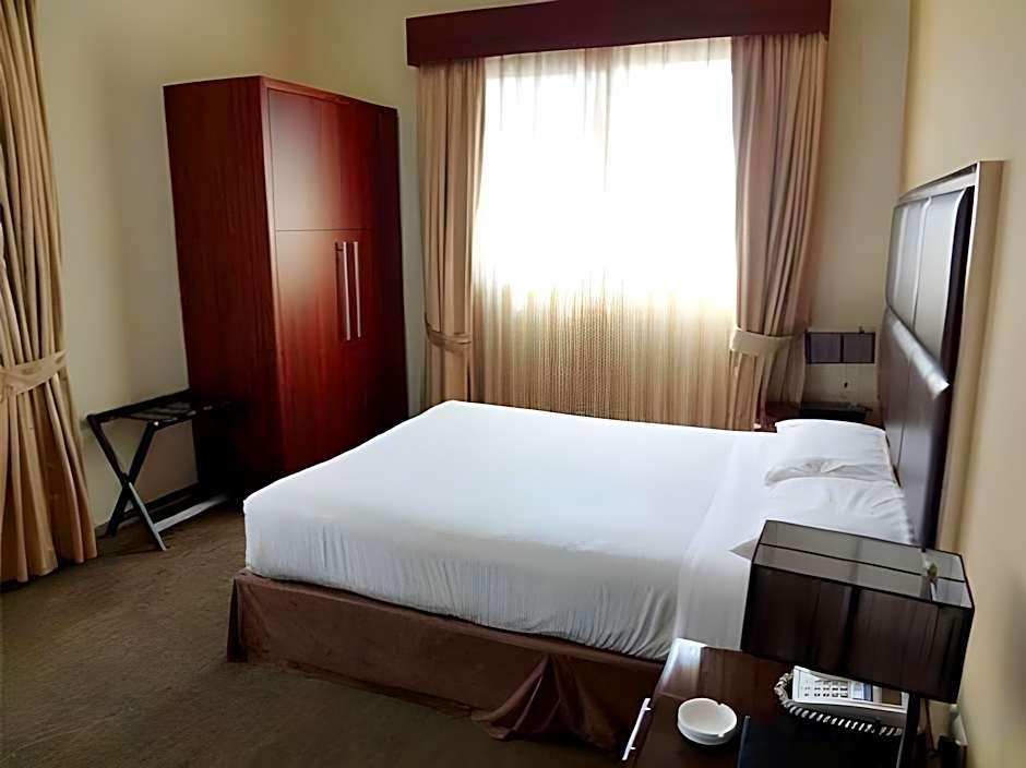 Down Town Plaza Hotel Apartments 17/25