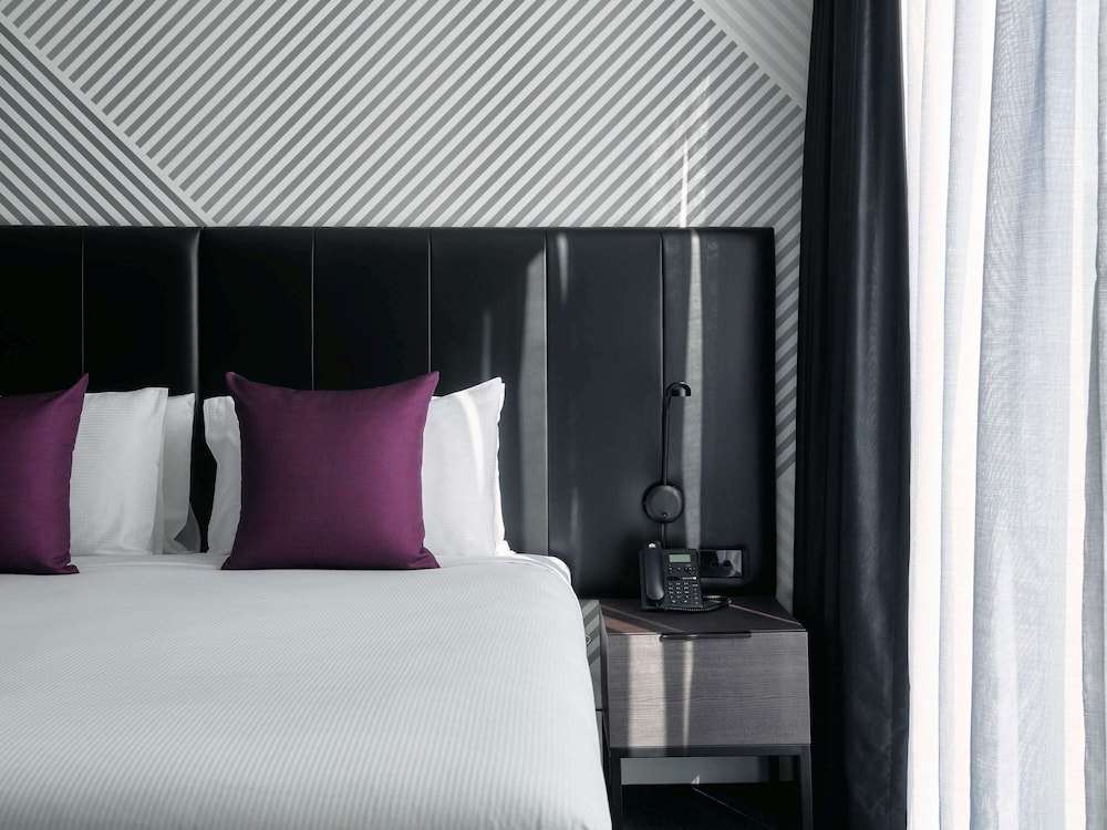 Movenpick Hotel Melbourne On Spencer 16/75