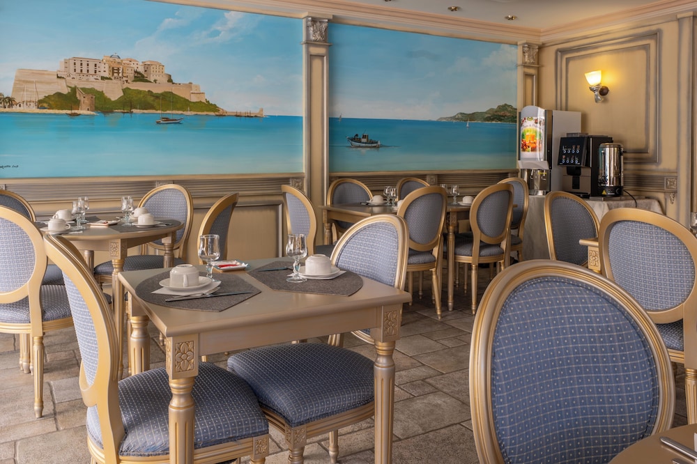 Hotel Le Rocher 37/52