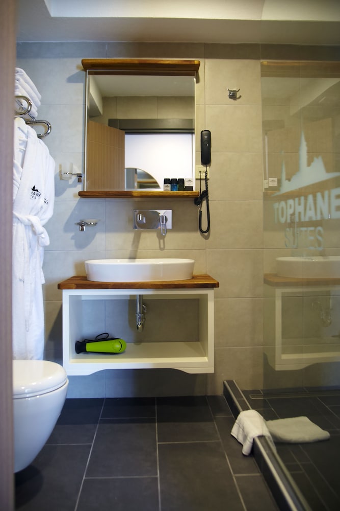 Tophane Suites 34/39
