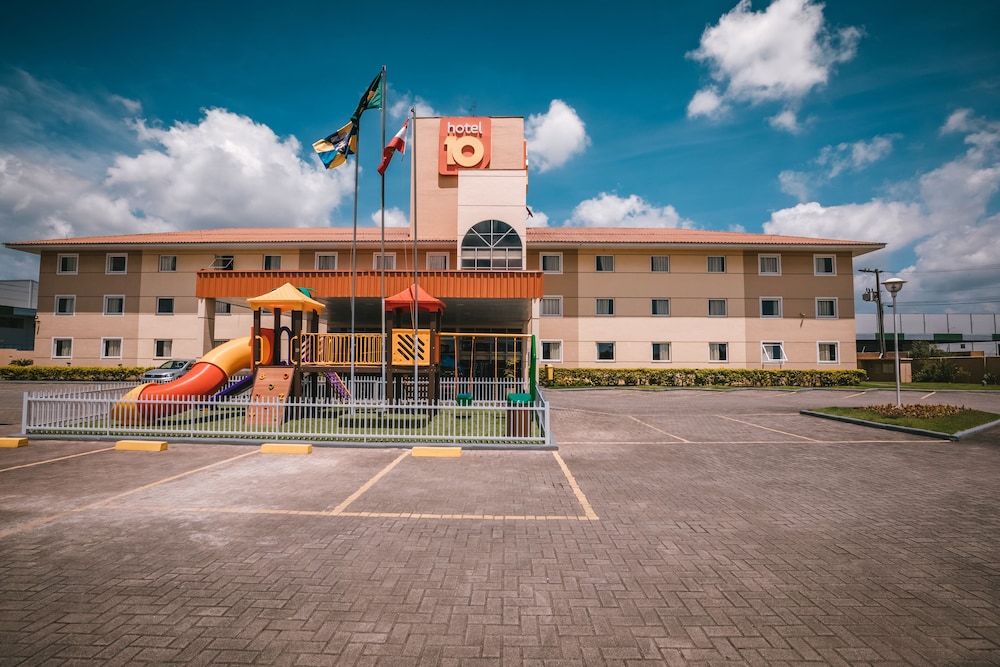 HOTEL 10 ITAJAI 65/66