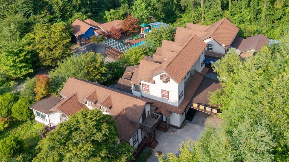 Gapyeong Benest Pension 43/49