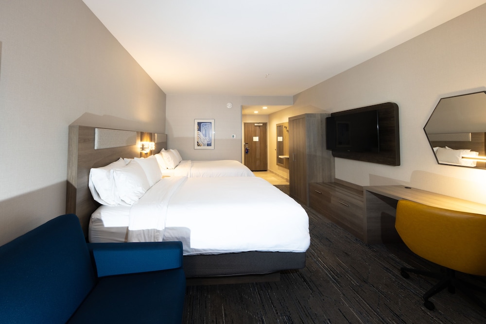 Holiday Inn Express Suites Harrisonburg University Area 24/54